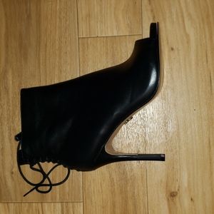 POUR LA VICTOIRE ITALIAN High Heel Booties.